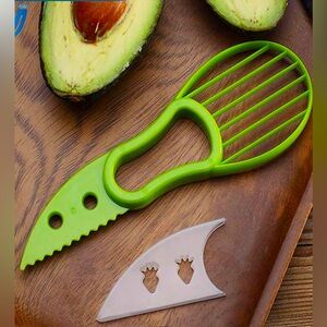 🆕 NWT Avocado 🥑/ Fruit Slicer